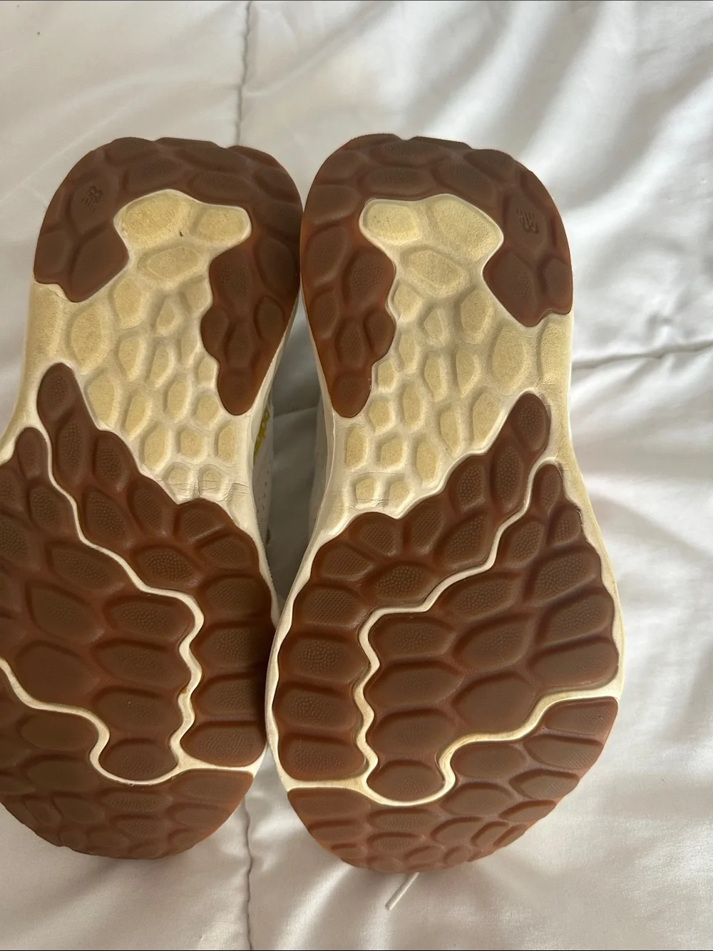 New Balance Arishi sneakers